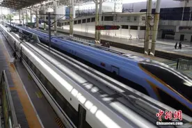 全国铁路今起调图 北京至大连最快不到4小时图片