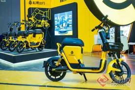 共享电单车成“00后”适龄用户的“代步神器”图片