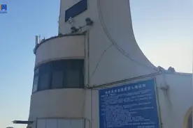 栈桥浴场钟表时间“不准”？工作人员：浴场已安排维修图片