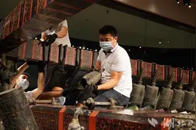 国宝曾侯乙编钟要搬家啦，部分编钟已拆卸完毕图片