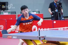 乒超男团决赛：山东魏桥3-2惊险战胜山东鲁能获得冠军图片