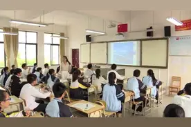 网民建议禁止收集中小学家长工作单位信息，南宁：可自愿填报视频封面