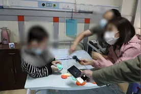 记者探访济南一医院用“粪菌移植”治儿童自闭症 已有近100例儿童接受治疗图片