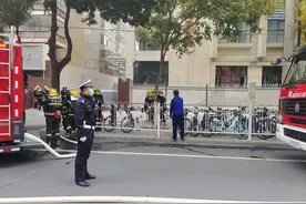 兰州十一中突发火情丨现已成功解除 道路恢复正常图片