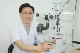 【佑安传播】防患未然，佑安眼科专家告诉您长时间看手机五种眼病可能会找上门图片