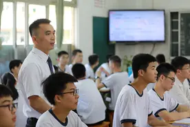 博士应聘中学教师上热搜，专家：有助中国教育事业发展，绝不是浪费人才图片