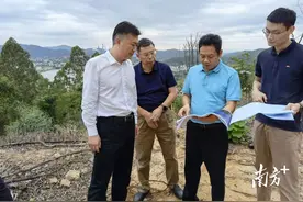 梅州市林业局局长熊锋松一行到梅县区督导森林防火责任制和林长制工作图片