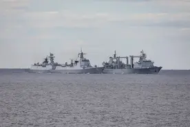 万吨大驱首次出国参演图片