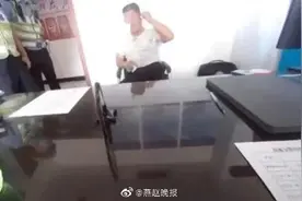 太奇葩！无证驾驶男子被查竟称自己是外星人图片