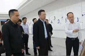 巴南区委书记何友生在木洞镇调研时强调 切实把资源优势转化为发展优势，让农村成为安居乐业的美丽家园图片