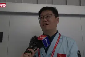 神十三航天员过年会贴福字和春联，饺子有三种馅视频封面