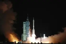 外媒围观神舟十三号出征，称这标志着中国航天事业又迈出了新的一步图片