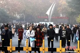 国考热门岗位竞争已超2000：1 为何冷热不均？图片