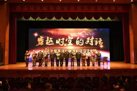 穿越时空的英模对话——南部战区陆军新老英模赴军事科学院交流分享图片
