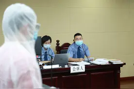 藏在电子竞技背后的赌场，上线3个月狂揽赌资3500万，团伙70余人落网图片