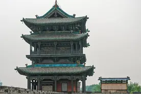 新闻8点见丨我给老家的爸妈装监控：他们的孤独是我无法想象的图片
