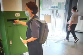 “中国路，不容易 中国梦，请坚持！”图片
