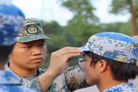 退伍不褪色 帮带不停歇——一位特殊的高校军训指导员成长记图片