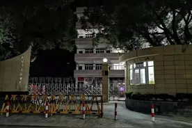 桂林一中学要求家长轮流到校看管晚自习：没空可雇人图片