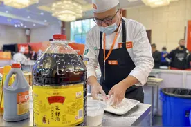 金龙鱼外婆乡小榨菜籽油成川菜烹饪技能大赛指定烹调用油图片