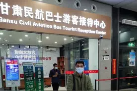 九次出征驰援各地抗击疫情！这九张图，让人瞬间破防图片