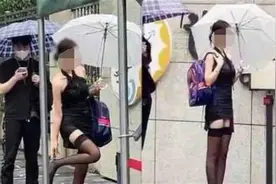 怒了！幼儿园门口，一女子衣着暴露还围着四五个摄影师图片