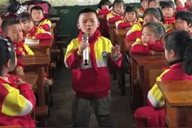 小学生一首《酒干倘卖无》，唱得一旁同学泪流满面图片
