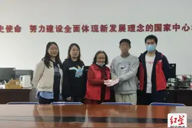 大城小爱 | 73岁公益人“虎妈”：人人做公益，让这座城市更文明更美好图片