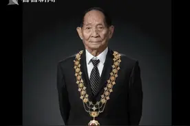 “杂交水稻之父”袁隆平：禾下乘凉不再是梦图片