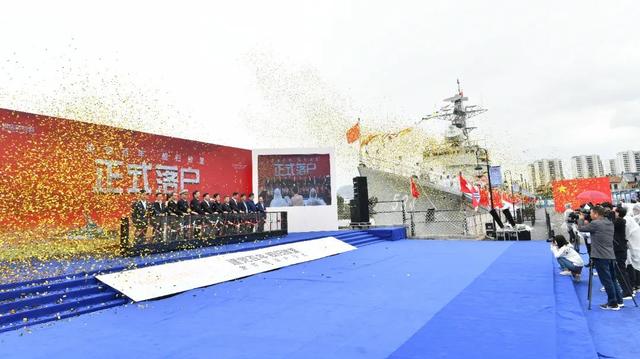 启航黄浦江，安家“梦外滩”！“金华舰”正式落户横店