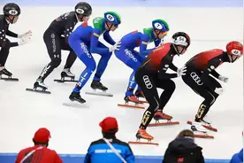 武大靖领衔中国队创短道速滑2000米混合接力新世界纪录图片
