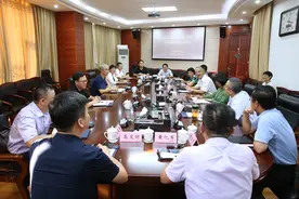 琼台师范学院领导班子来我校洽谈两校合作图片