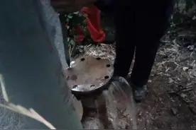 错把水管接到燃气表上！整个小区停气，有集成灶、热水器损坏……图片