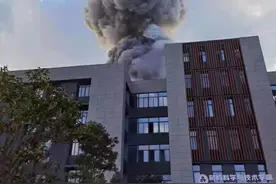 南京航空航天大学一实验室爆燃致2人死，有人听到不止一次爆炸声图片