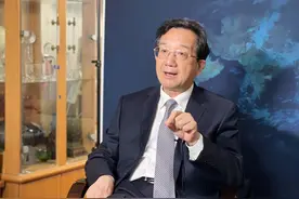 历史细节：恢复合法席位后五星红旗为何7天后才在联合国升起？图片