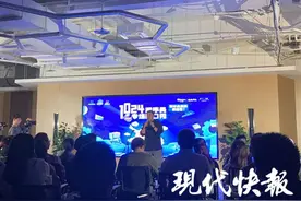 爆梗吐槽！这场“码农”脱口秀有点燃图片
