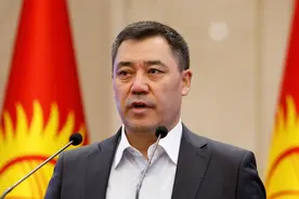 吉尔吉斯斯坦总统拒绝在境内设立美军基地：不想玩“猫和老鼠”的权力争斗游戏图片