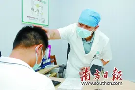 每天脱发100根以内是正常现象图片