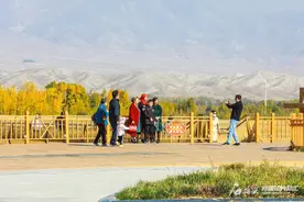 “一票”畅游赛里木湖景区和温泉县图片