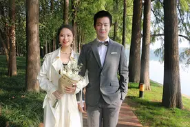 那个为抗疫两次推迟婚期的城管小姐姐结婚啦图片