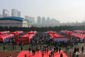 我省成功举办2022届高校毕业生国有企业专场招聘会图片
