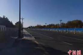 疫情风暴眼中的额济纳：熬过低谷 繁华自现图片