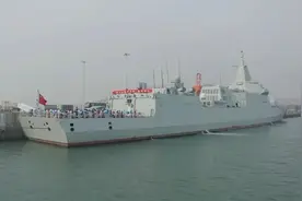 超甜！万吨大驱南昌舰上，他们结婚啦图片