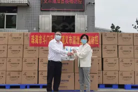 兄弟！快递请查收图片