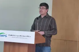 这位不会说中文的外籍科学家在上海研究植物，还研究出了名堂图片