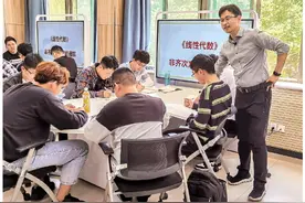 当越来越多的高校教师入驻短视频平台……图片