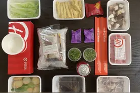 点了一次海底捞的外卖，吓傻！看看这配置和赠品，不服不行啊！图片