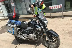 骑电动车和摩托车，哪个更实用、更划算？看看行内人怎么说图片