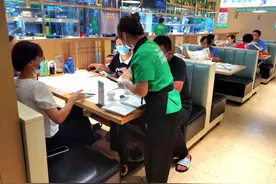 郑州恢复堂食！谷雨春免费请吃红烧鲤鱼，致敬百万郑州守护者图片