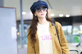 林志玲婚后越来越不羁，穿牛仔裤膝盖“撕裂”，一般人驾驭不住图片